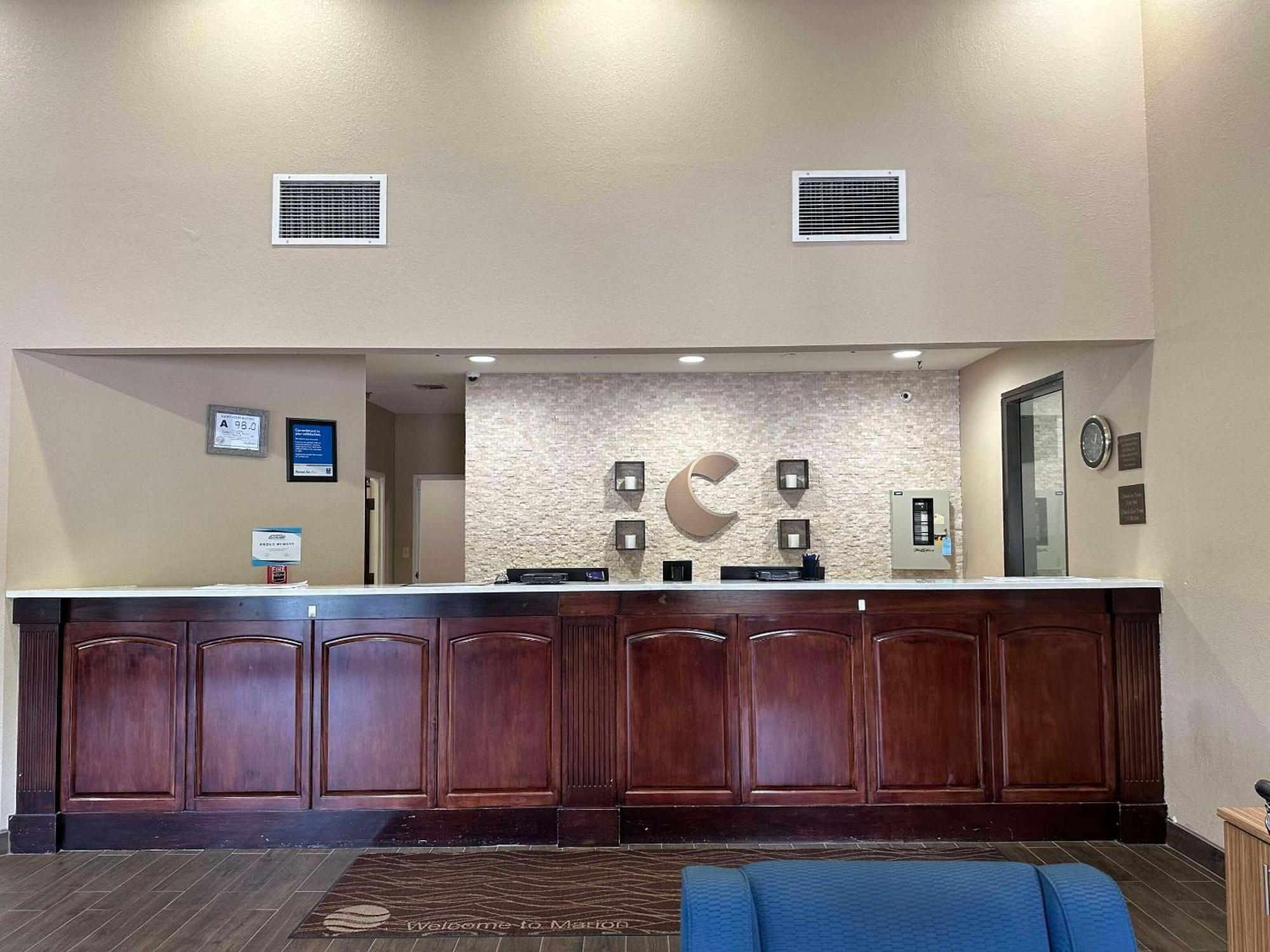 Comfort Inn Near Downtown & Blue Ridge Pkwy Marion Luaran gambar