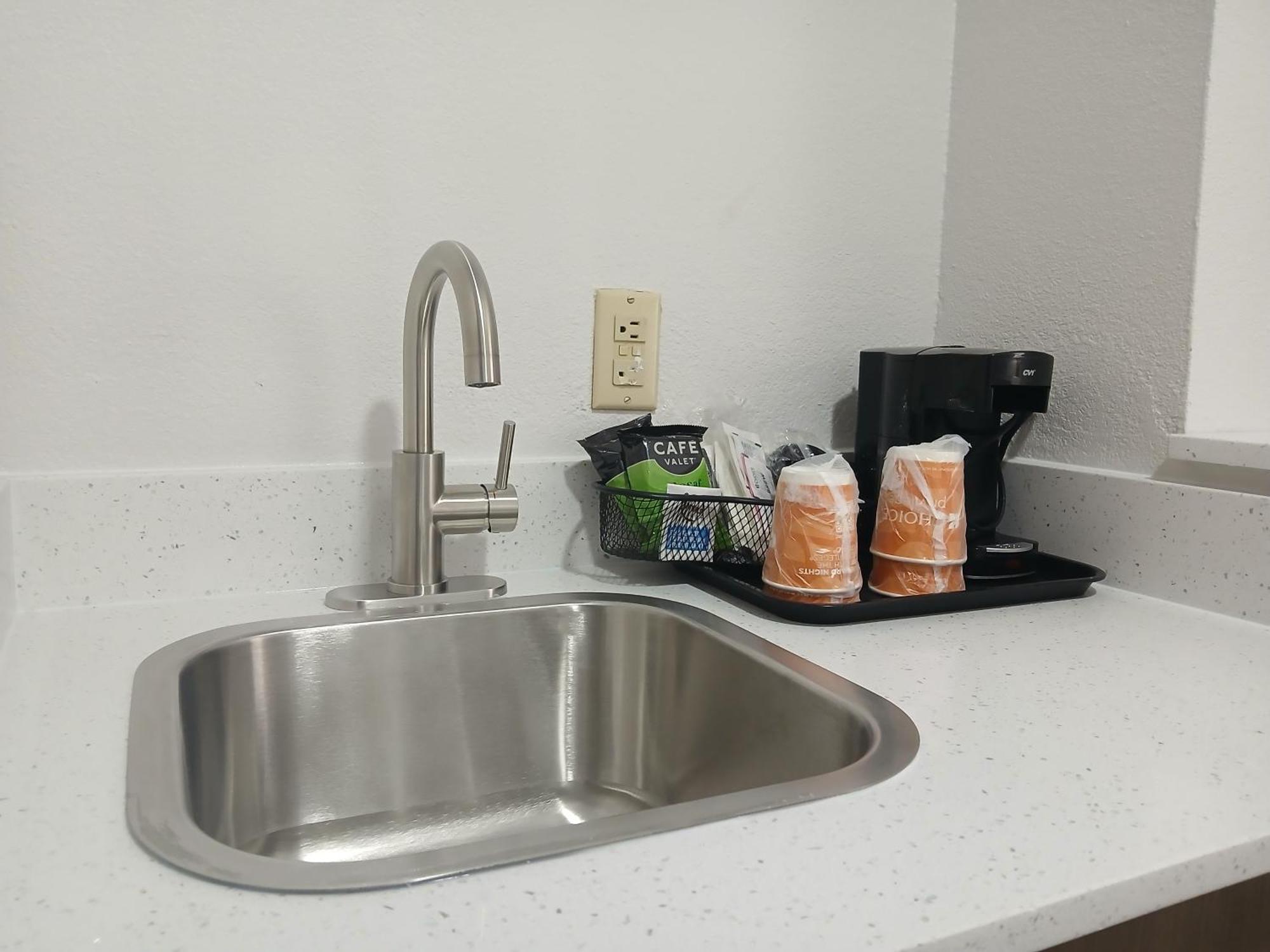 Comfort Inn Near Downtown & Blue Ridge Pkwy Marion Luaran gambar