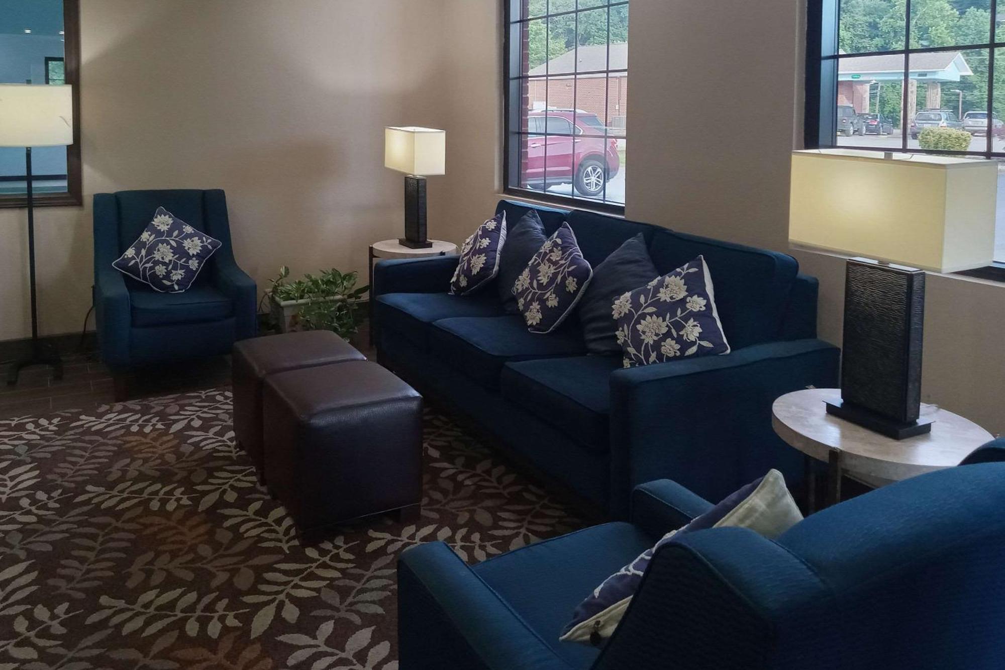 Comfort Inn Near Downtown & Blue Ridge Pkwy Marion Luaran gambar