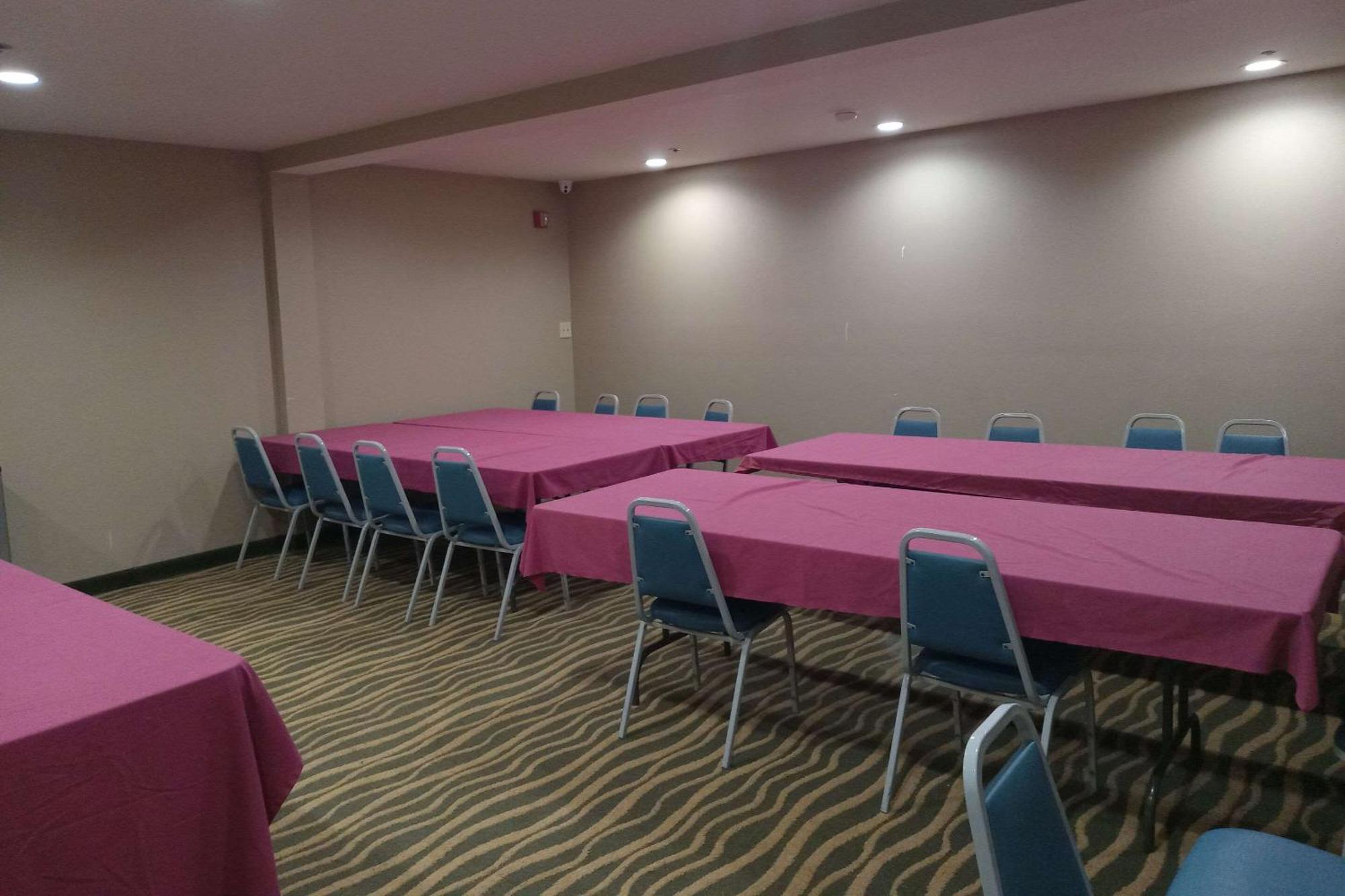 Comfort Inn Near Downtown & Blue Ridge Pkwy Marion Luaran gambar