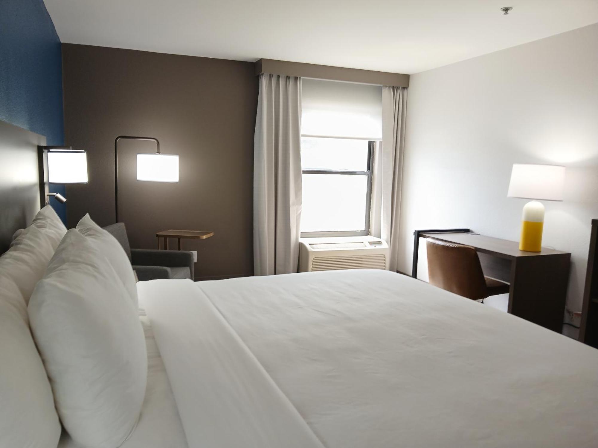 Comfort Inn Near Downtown & Blue Ridge Pkwy Marion Luaran gambar