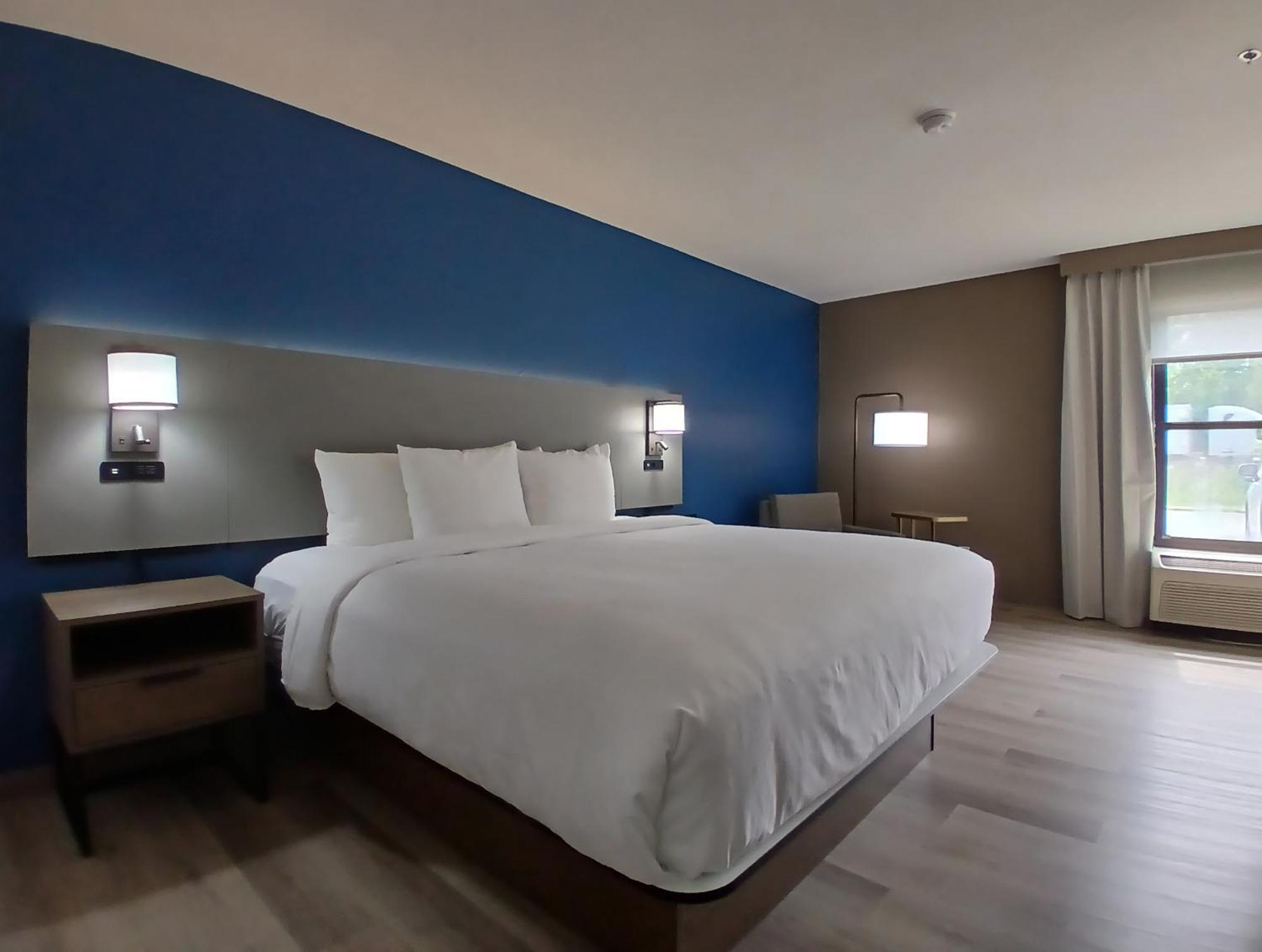 Comfort Inn Near Downtown & Blue Ridge Pkwy Marion Luaran gambar