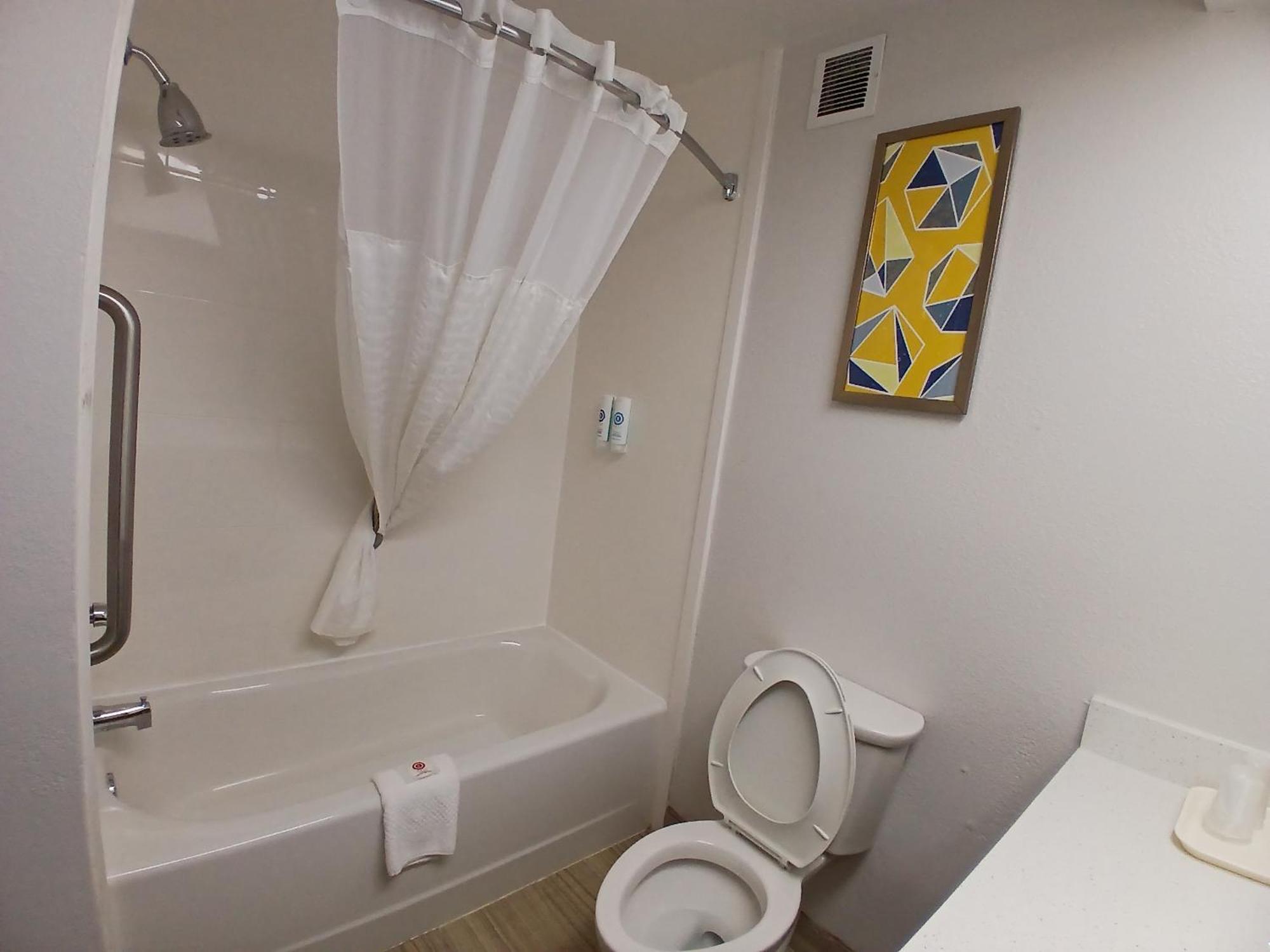 Comfort Inn Near Downtown & Blue Ridge Pkwy Marion Luaran gambar