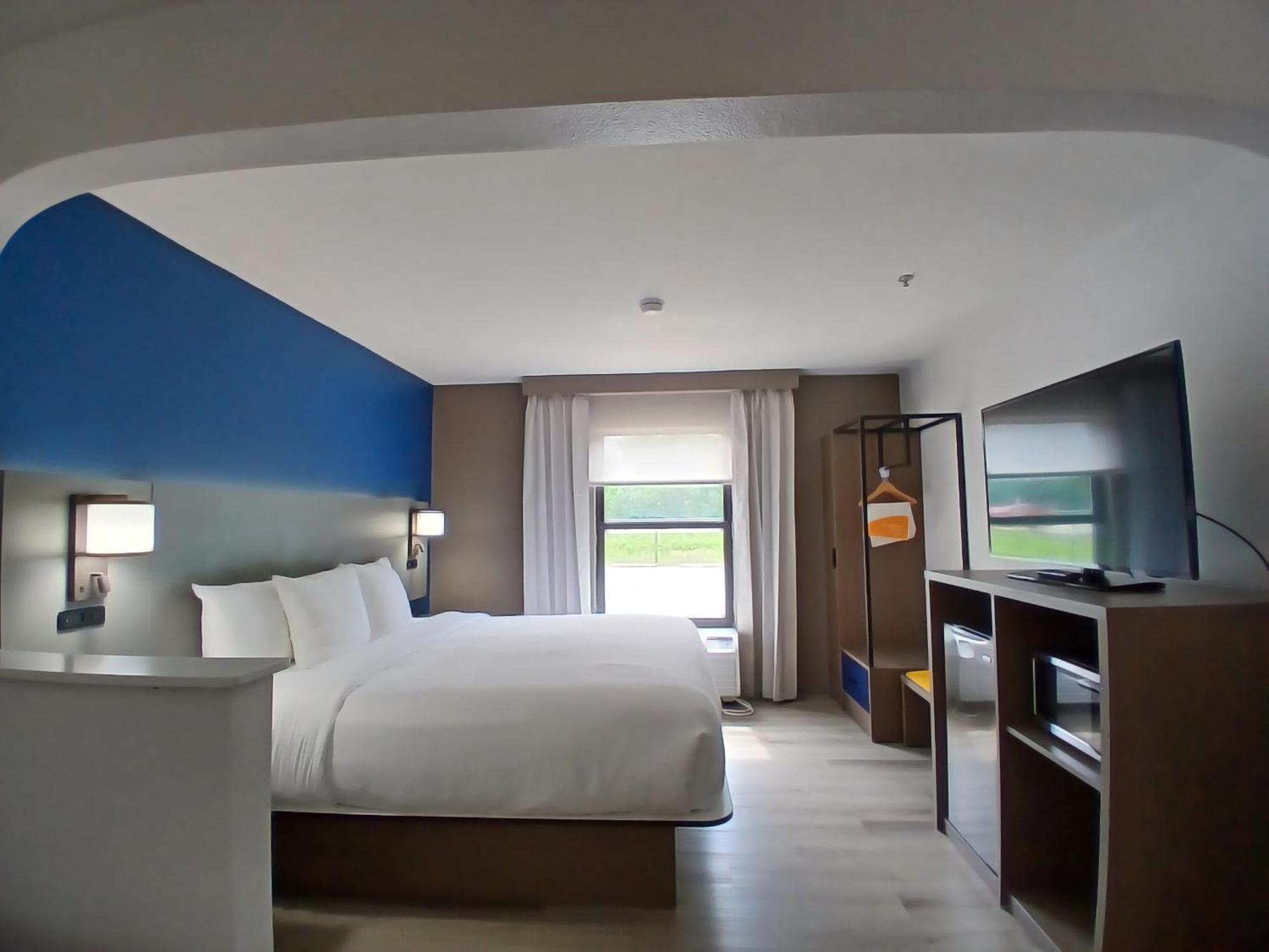 Comfort Inn Near Downtown & Blue Ridge Pkwy Marion Luaran gambar